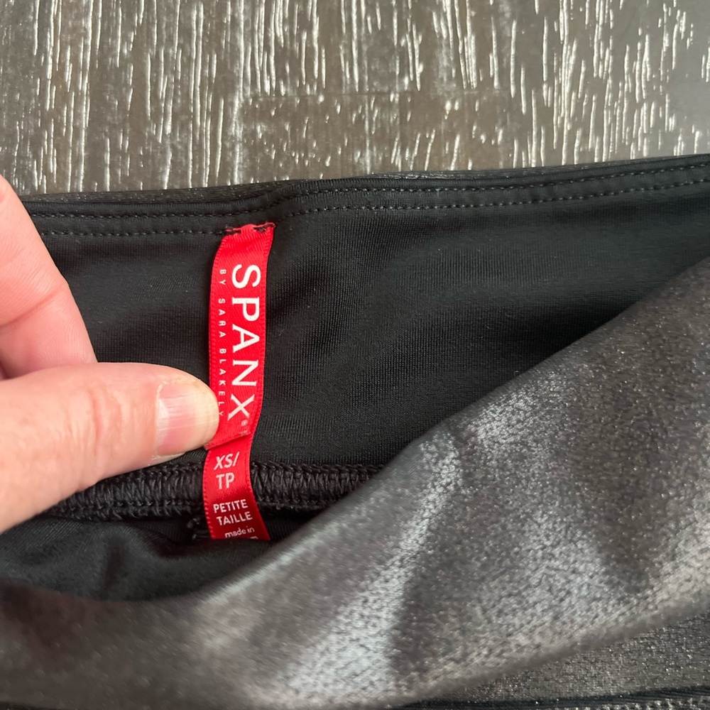Spanx Faux Leather Leggings in Black - Picture 2 of 4